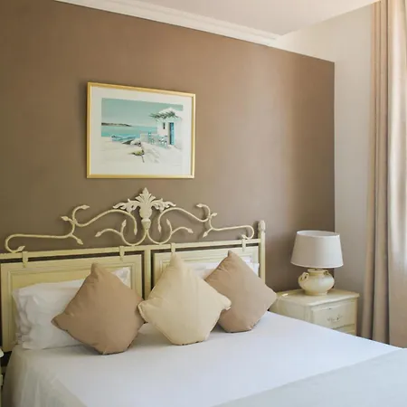 Hotel Beau Site - Cap D'antibes 4*